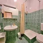 Selak In - Haus Fuer 6-7 Personen Tučepi